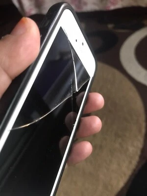 Apple iPhone SE - 64GB - Space Gray (Unlocked) A1662 (CDMA + GSM) - Image 1 of 3