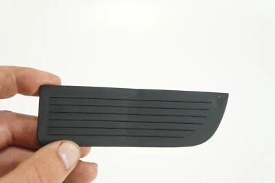 09-2011 Jaguar XF X250 painel dianteiro direito da porta do passageiro inserção de armazenamento tapete forro - Imagem 1 de 4