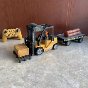 1:24 RC Crane Toy with Trailer Playset Remote Control Forklift Truck Boys Toys - Picture 1 of 21