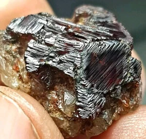 10,2 g natürlicher geätzter Granat aus dem nördlichen Gebiet Pakistans - Bild 1 von 4