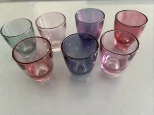 Vintage farbige Schnaps-/Likörgläser - 7er Set - Frankreich - Bild 1 von 3
