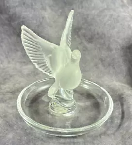 Vintage French Lalique 3¾" Frosted Glass Raised Wings Thalie Dove Ring Dish - Picture 1 of 11