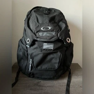 Oakley Black Men's Backpack - Picture 1 of 19