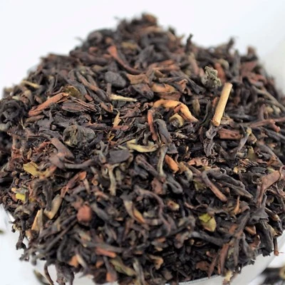 Té de hojas sueltas negras Darjeeling | Mezcla de lujo al ras de otoño | Jungpana Puttabong Foto 1 de 4