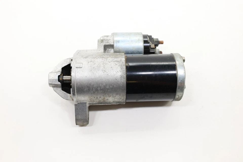 Motor de arranque Dodge Challenger 2015 - 2023 04896464ae - Imagem 1 de 4