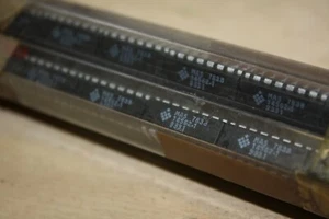 MAS7838 14562-1 9331 CMOS Asynchronous To Synchronous DIP16 - 1 Pcs (A1) - Picture 1 of 4