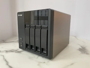 Nas Qnap TS-412 4 baies - Photo 1/11