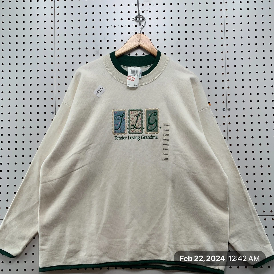 NEW Vintage MC Sports Weasr Grandma Sweatshirt XL Tendler Loving 26X28.5 - Image 1 of 4