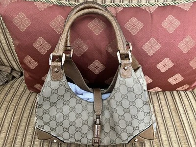 Bolso Bardot Pequeño Gucci Clásico Monograma GG Lona Beige Cuero Foto 1 de 4