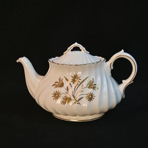 Royal Doulton Teekanne The Napier H4800 Bone China Floral Gold Weiß 1941-1959 - Bild 1 von 19