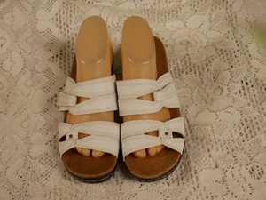 NWT CLARKS SZ 9M HAYLA CANYON WHITE LEATHER UPPER MANMADE BALANCE SANDALS SHOES - Picture 1 of 7