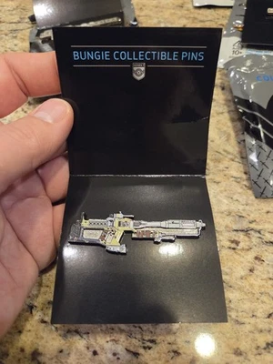 Broche colecionável Destiny 2: The Armory Series 7 LORENTZ DRIVER (sem emblema) - Imagem 1 de 2