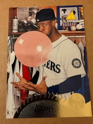 Tarjeta Pinnacle Ken Griffey Jr 1995 #128 Mariners Junior Burbuja Soplando ENVÍO GRATUITO Foto 1 de 2