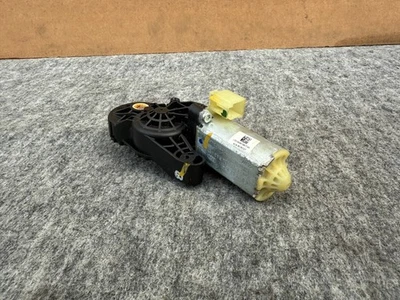 FORD BRONCO 2021-2025 FRONT LEFT DRIVER SEAT RECLINER MOTOR ASSEMBLY - Image 1 of 4