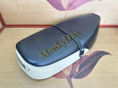 1982-1983 Honda C70 Passport Seat. 82-83 Cub Passport 70 C70 Saddle. Metal Pan. - Image 1 of 4