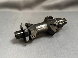 DT Swiss 370 Rear Hub MTB 148 x 12mm Thru Boost 28H 6-Bolt XD Ratchet LN 263g - Picture 1 of 10