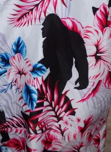 BIG FOOT AMERICAN FLAG HAWAIIAN BUTTON DOWN XL EXTRA LARGE SHIRT - Picture 1 of 4