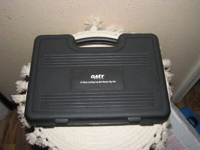 OMT 16-Piece Locking Lug Nut Master Key Set of Spline Star and Hex Style Keys - Image 1 of 4