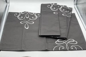 THE CELLAR Set of 4 Grey Cotton Placemats w/ White Embroidery 18.5 X 13 NWOT - Picture 1 of 8