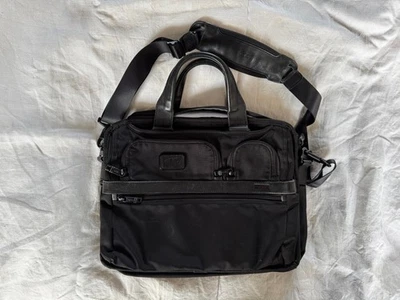 Tumi Alpha 2 II Expandable Organiser Briefcase Laptop Bag Black 26141D2 Carry On - Image 1 of 4