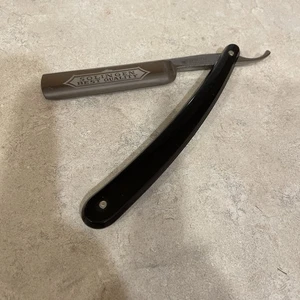 Maquinilla de afeitar recta DOVO con mango negro hecha en Alemania - Imagen 1 de 5