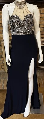 Vestido largo Faviana azul marino jersey plateado con tachuelas abertura alta nuevo con etiquetas $478 talla 4 Foto 1 de 4