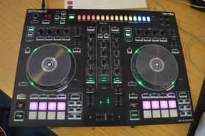 Roland DJ-505 DJ Controller Serato - UNTESTED sold as Seen #410 - Picture 1 of 10