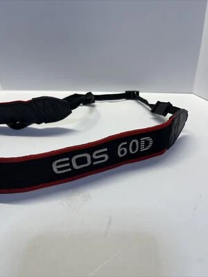 Correa para el cuello Canon EOS 60D 1,5" de ancho borde negro/rojo cosido plateado "EOS 60D" - LN Foto 1 de 4