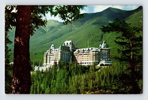 Postcard Banff Canada Springs Hotel Rocky Mountain 1960s Unposted Chrome - Picture 1 of 2