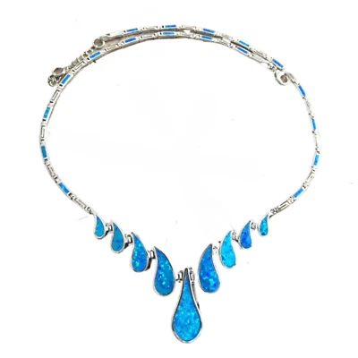 Collana a goccia opale blu, argento sterling, design Meander - Immagine 1 di 4