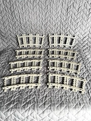 Lego Train Track 9V CURVED LOT of 8 Pcs (2867c01) Gray - RC Trains 2867 - Image 1 of 4