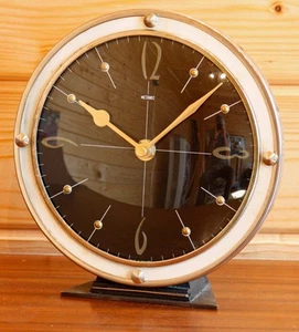 VINTAGE 19cm Metamec Mantel Clock - Retro Clock Wooden Desk Clock Mid Century - Picture 1 of 5