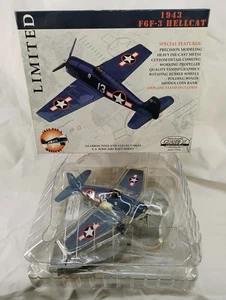 Gearbox Collectibles, 1943 F6F-3 Hellcat Diecast Plane LE, Stand, wings fold - Picture 1 of 12