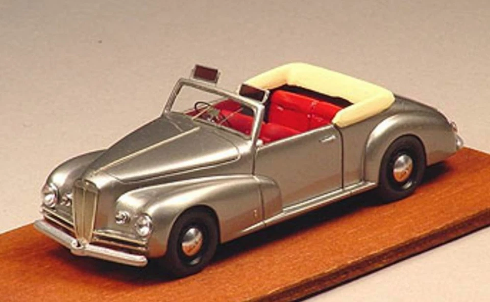 kit Lancia Aprilia Cabriolet Pininfarina 1946 - Klaxon Models kit 1/43 - Immagine 1 di 1