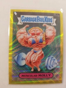 Garbage Pail Kids 2021 cromo serie 4 #147b Muscular Molly Yellow Wave 69/275 - Imagen 1 de 2