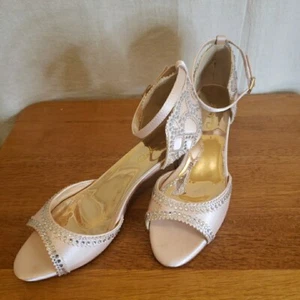 XYD Women’s Bridal / Ball Room Dancing Shoes Size 9.5 - Picture 1 of 8