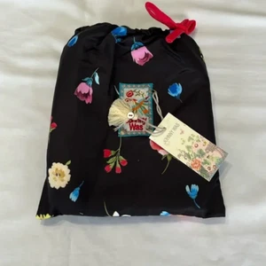 Johnny Was Edley Reversible Beach Blanket 40x70 inches Romantic NEW - Picture 1 of 7
