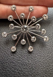 Genuine Swarovski Brooch, Rhodium Plated - Picture 1 of 6