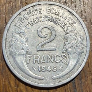 PIECE DE 2 FRANCS 1945 B MORLON ALUMINIUM (1067) RECHERCHÉE !!!! - Picture 1 of 2