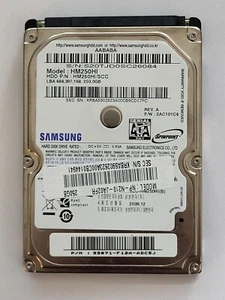 HM250HI, PN: HM250HI/SCC, FW: 2AC101C4, DEC 2009, Samsung 250Gb 2.5" SATA HDD - Imagen 1 de 2