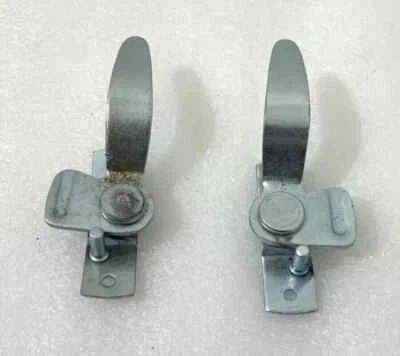 Fits Jeeps Willys 46-49 CJ 2A Center Latch Windshield To Frame Holding Foto 1 de 4