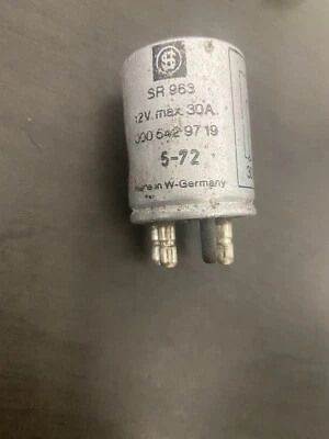 Relé redondo Mercedes Benz A 0005429719, 220b, 230s, 230sl, 250SE, 250SL, 300 uso Foto 1 de 2