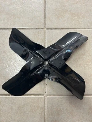 FAN BLADE FROM 81 JEEP CJ7-258 MOTOR Foto 1 de 4