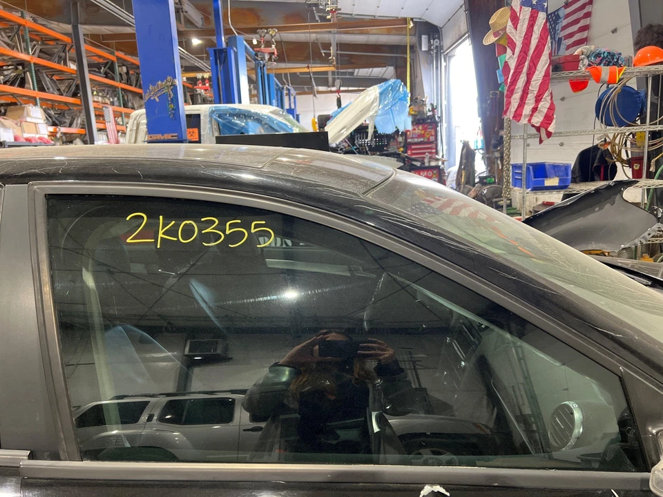 2006 - 2013 Audi A3 Passenger RH Right Front Door Window Glass (Glass Only) Foto 1 de 1