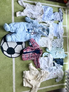 Kleidung für Babies, Jungen, Gr 62-68, ca 15 Teile - Bild 1 von 5