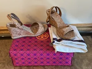 TORY BURCH Wedge Strap CORK Sandals 10 Natural Woven & Gold New In Box - Picture 1 of 4