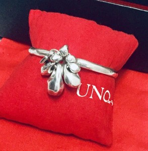 Uno en pulseras de bisutería | Compra online en