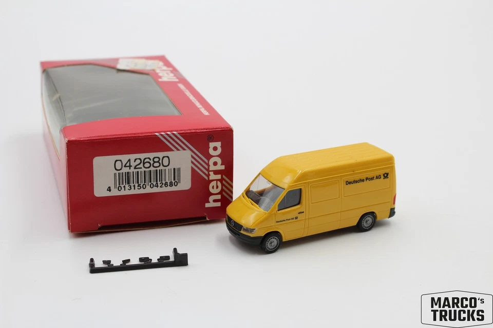 Herpa MB Mercedes Sprinter T1N панель фургон «Deutsche Post AG» 042680 1:87 /H23763 - Изображение 1 из 1