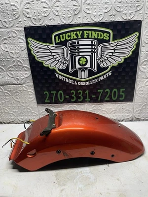 01-09 Guardabarros trasero y cuadro HONDA SHADOW SPIRIT 750 OEM 80110-MCR-A20ZA  Foto 1 de 4