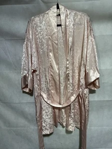 ACCAPPATOIO KIMONO VINTAGE VICTORIA'S SECRET GOLD LABEL BAMBINO ROSA RASO TAGLIA UNICA anni 80 - Foto 1 di 4